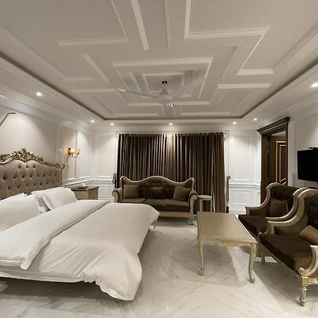 Arish Luxury Suites 锡卡都 外观 照片