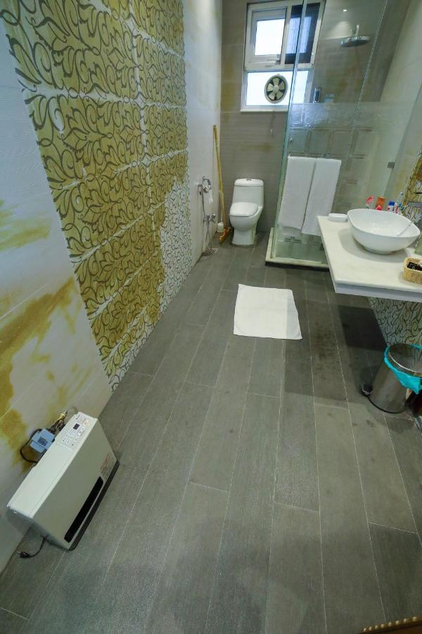 Arish Luxury Suites 锡卡都 外观 照片