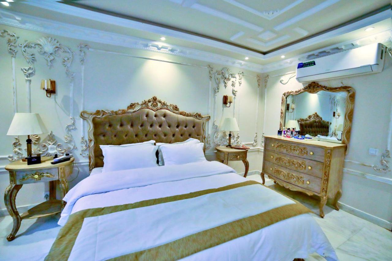 Arish Luxury Suites 锡卡都 外观 照片