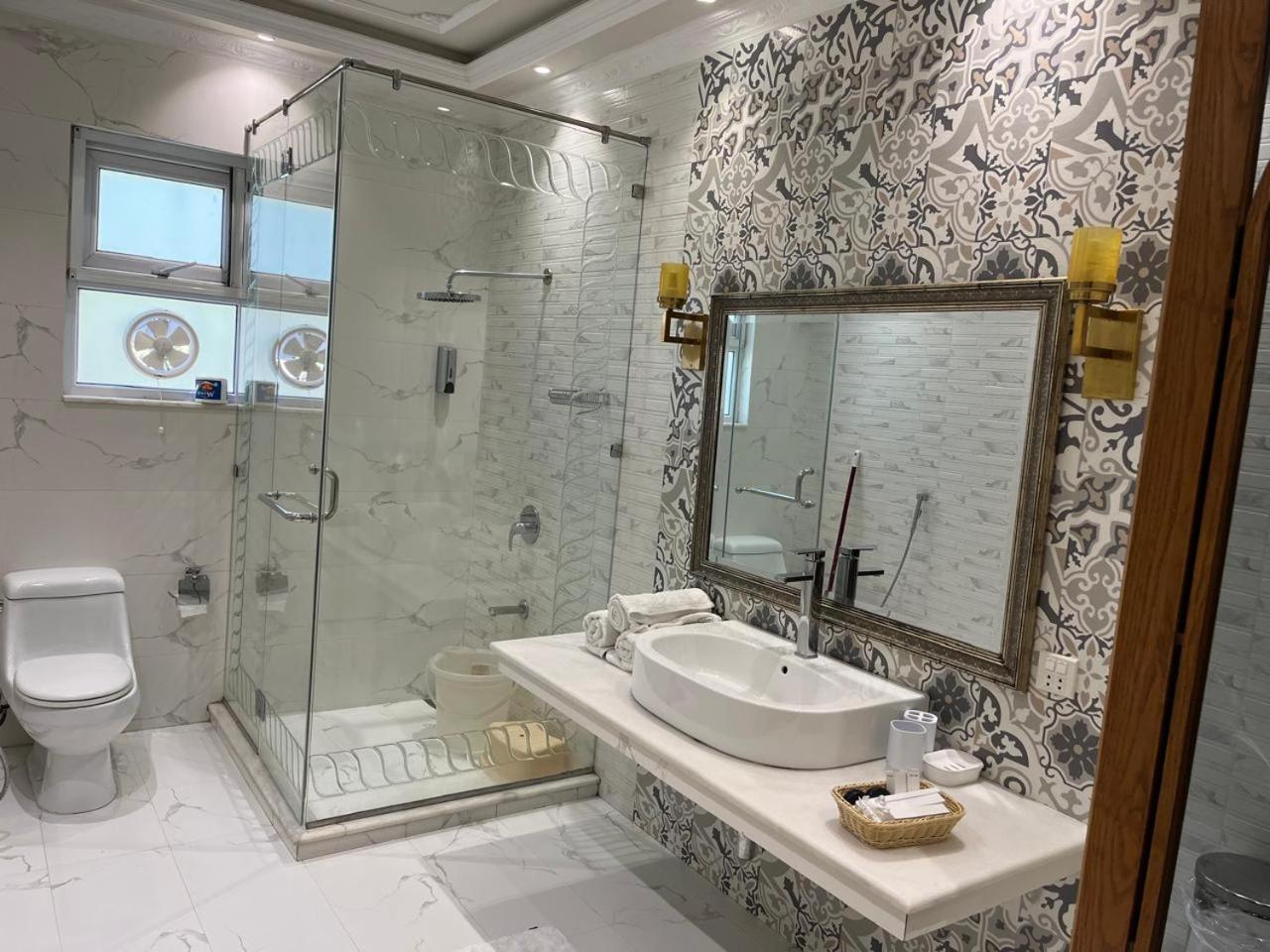 Arish Luxury Suites 锡卡都 外观 照片